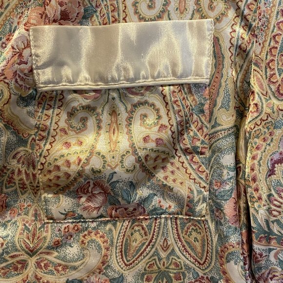 VINTAGE NICOLE CLASSICS -- Satin-Feel Pajama Top, Front Closure, Lined - Picture 9 of 15
